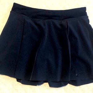 Nike tennis skirt navy blue size large